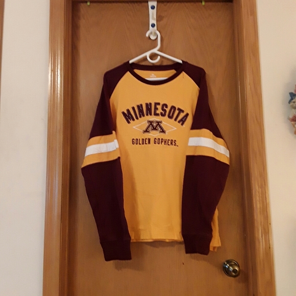 Minnesota Gophers Long Sleeve Top-Size XL (46-48) - Picture 1 of 8